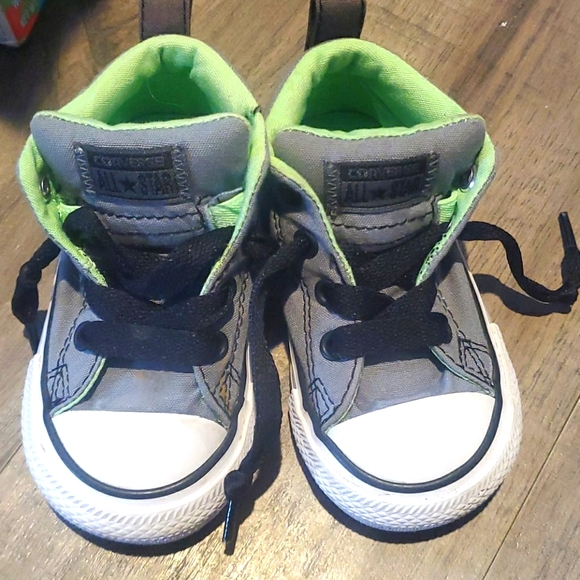 Converse and Adidas lot for toddler - Picture 3 of 9